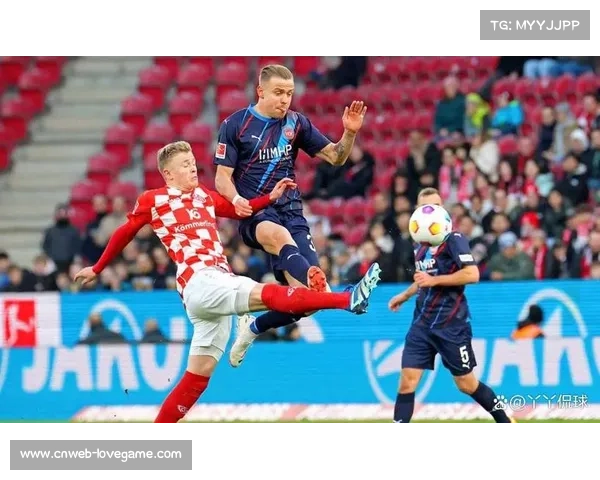 奥格斯堡迎战海登海姆，保级区六分之战